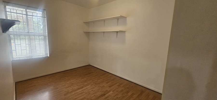 To Let 2 Bedroom Property for Rent in La Colline Western Cape